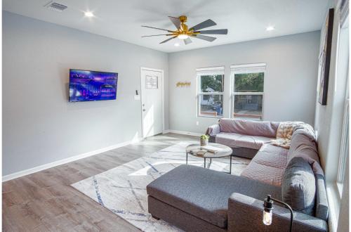lovely and charming 4br 2 5ba near downtowns prime