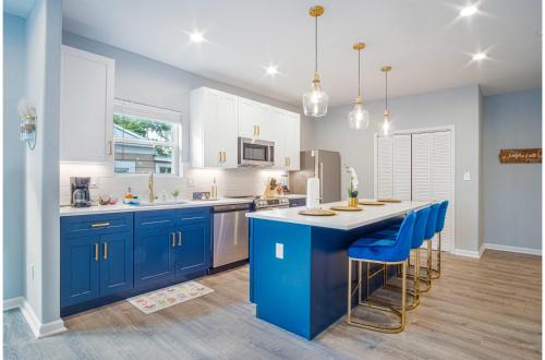 lovely and charming 4br 2 5ba near downtowns prime