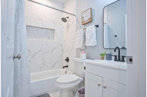 lovely and charming 4br 2 5ba near downtowns prime