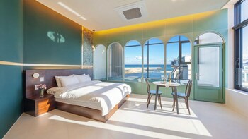 gangneung leventia pool villa
