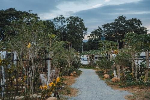 le alley autocamp resort