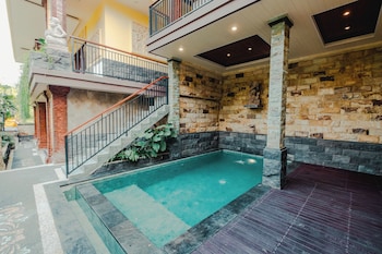 Tutde Guest House,,3 star