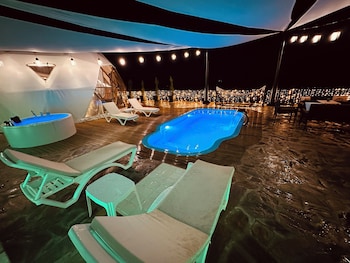 otelox sinap glamping dome