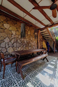 Las Dunas Beach House,,3 star