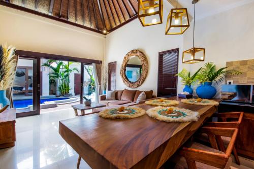 villa joyosa