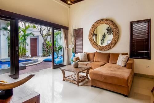 villa joyosa