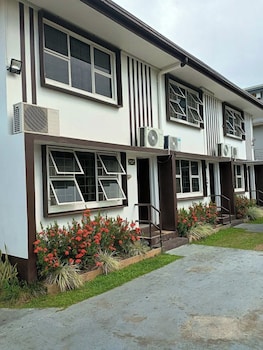 Gray Inn,,3 star
