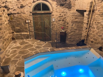 la casa medievale suites and spa