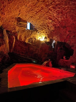la casa medievale suites and spa