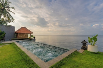 Seaside Oceana Suites By Mahaprana,,3 star
