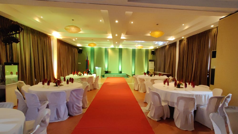 tagaytay country hotel