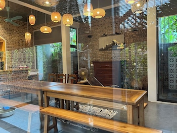 Duong Lam Village,,2 star