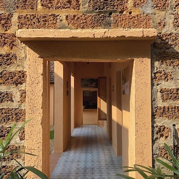 asahi luxstay moncada motel