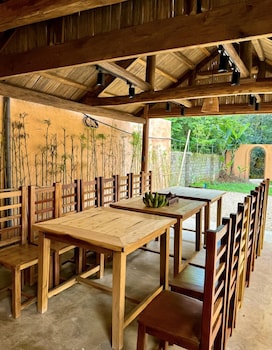 asahi luxstay moncada motel