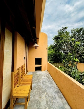 asahi luxstay moncada motel