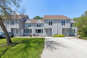 Vacation Inn Townhomes,,4 star