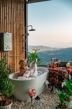 mankhao homestay