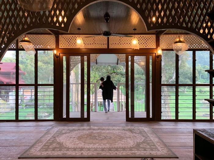 bagas zakariah orchard lodge