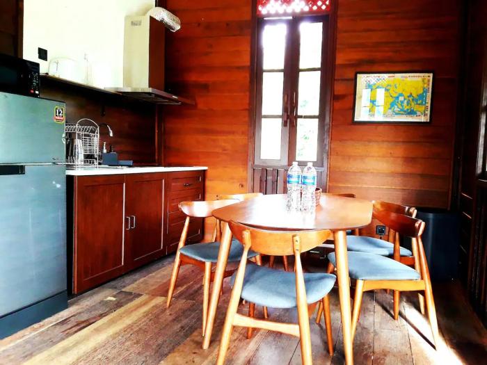 bagas zakariah orchard lodge