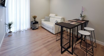 Alba Rosa Rooms,,4 star