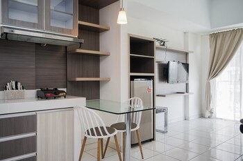 Fancy And Cozy 1Br At Casa De Parco Apartment,,3 star