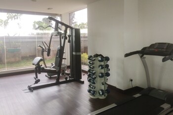 Homey 2Br At Gp Plaza Apartment,,3 star