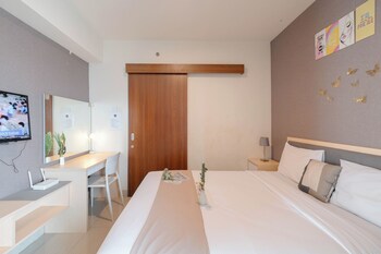 modern look studio at grand kamala lagoon apartment