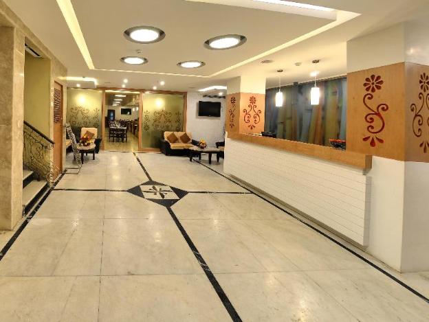 hotel gokulam park