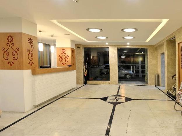 hotel gokulam park