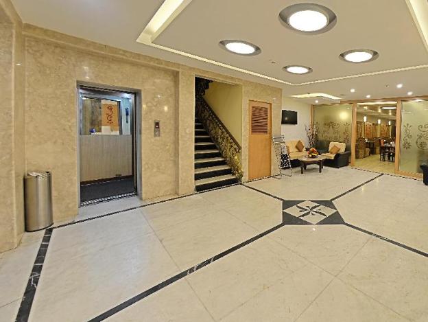 hotel gokulam park