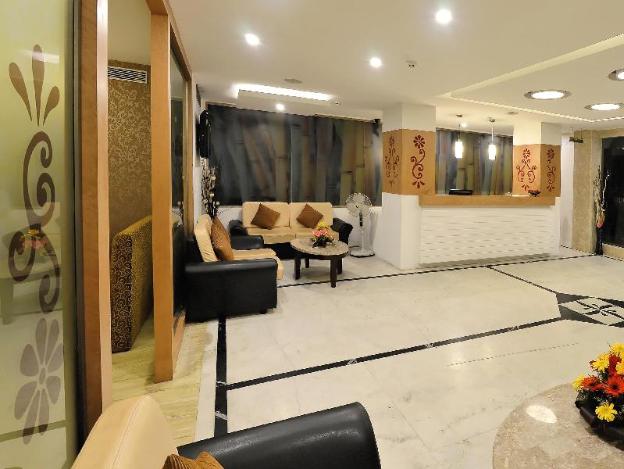 hotel gokulam park