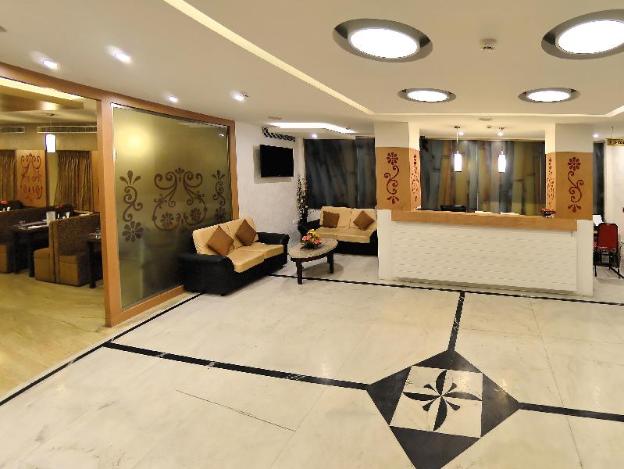 hotel gokulam park