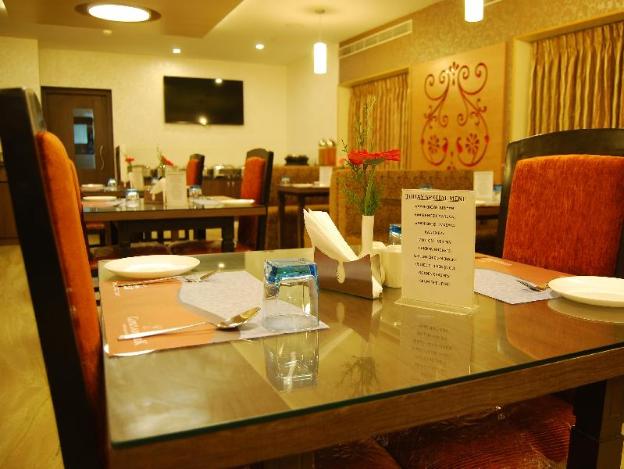 hotel gokulam park