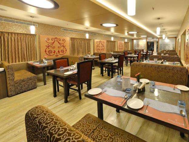hotel gokulam park
