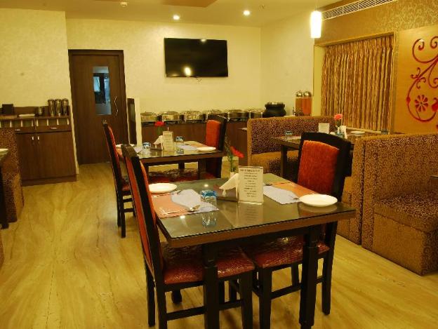 hotel gokulam park