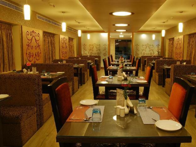 hotel gokulam park