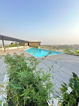loxwood house apartment