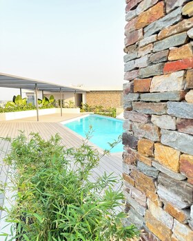 loxwood house apartment
