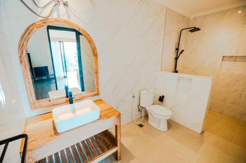 kubu dangin guest house kerobokan