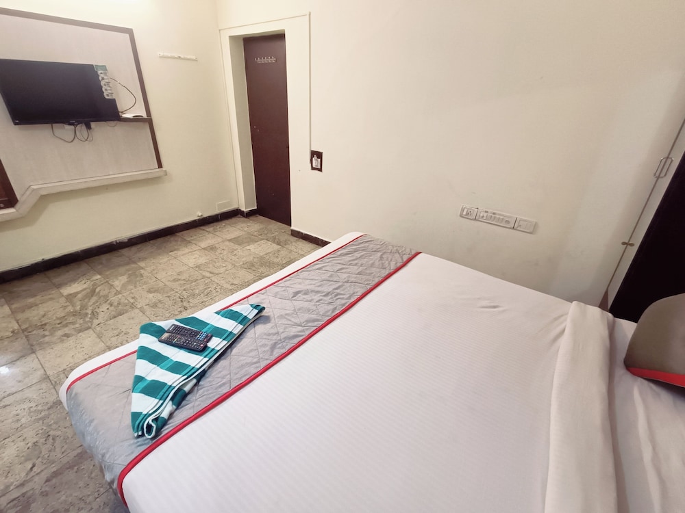 the dolphin park hotel