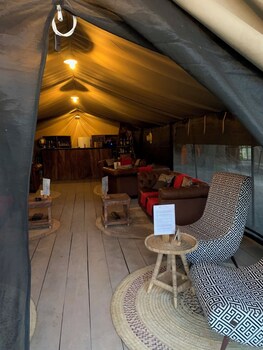 Africa Safari Ngorongoro Ndutu Camping,Ndutu Lake,3 star