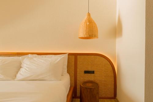 tasana bar and luxury resort