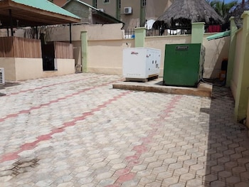 bamgbose apartment