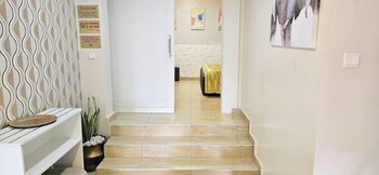 bamgbose apartment