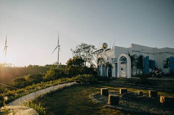 Cloud9 & Cloud View Glamping,,2 star