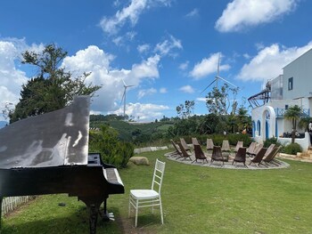 cloud9 and cloud view glamping