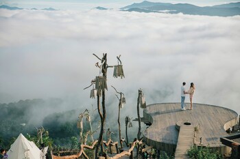 cloud9 and cloud view glamping