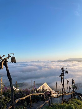 cloud9 and cloud view glamping