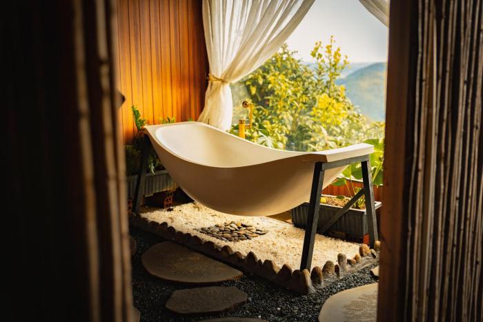 cloud9 and cloud view glamping