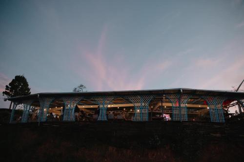 cloud9 and cloud view glamping